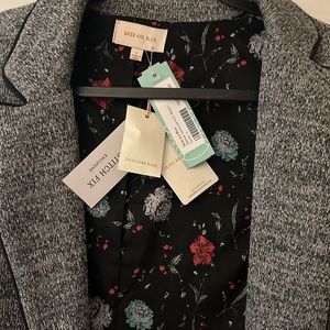 Skies are blue, Alanna textured knit blazer